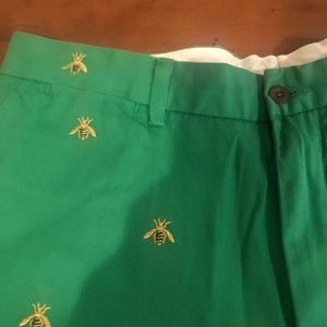 Polo Shorts Kelly Green Embroidered Bumblebees 32”